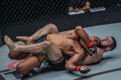 关于挑战者逆袭成功，冠军之路布满荆棘，实力才有可能得以证明的信息