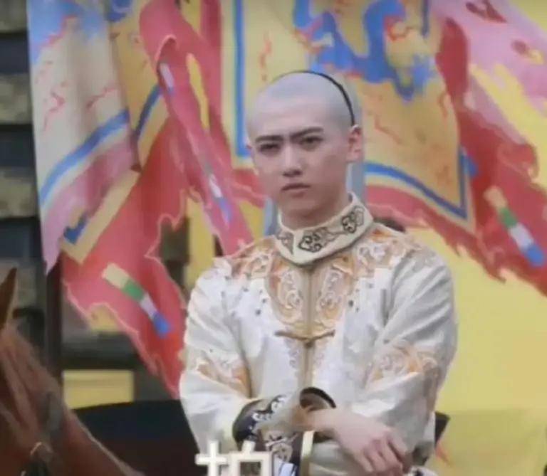 TheShy重返赛场，持续失利首场状态出色，公牛观众沸腾！